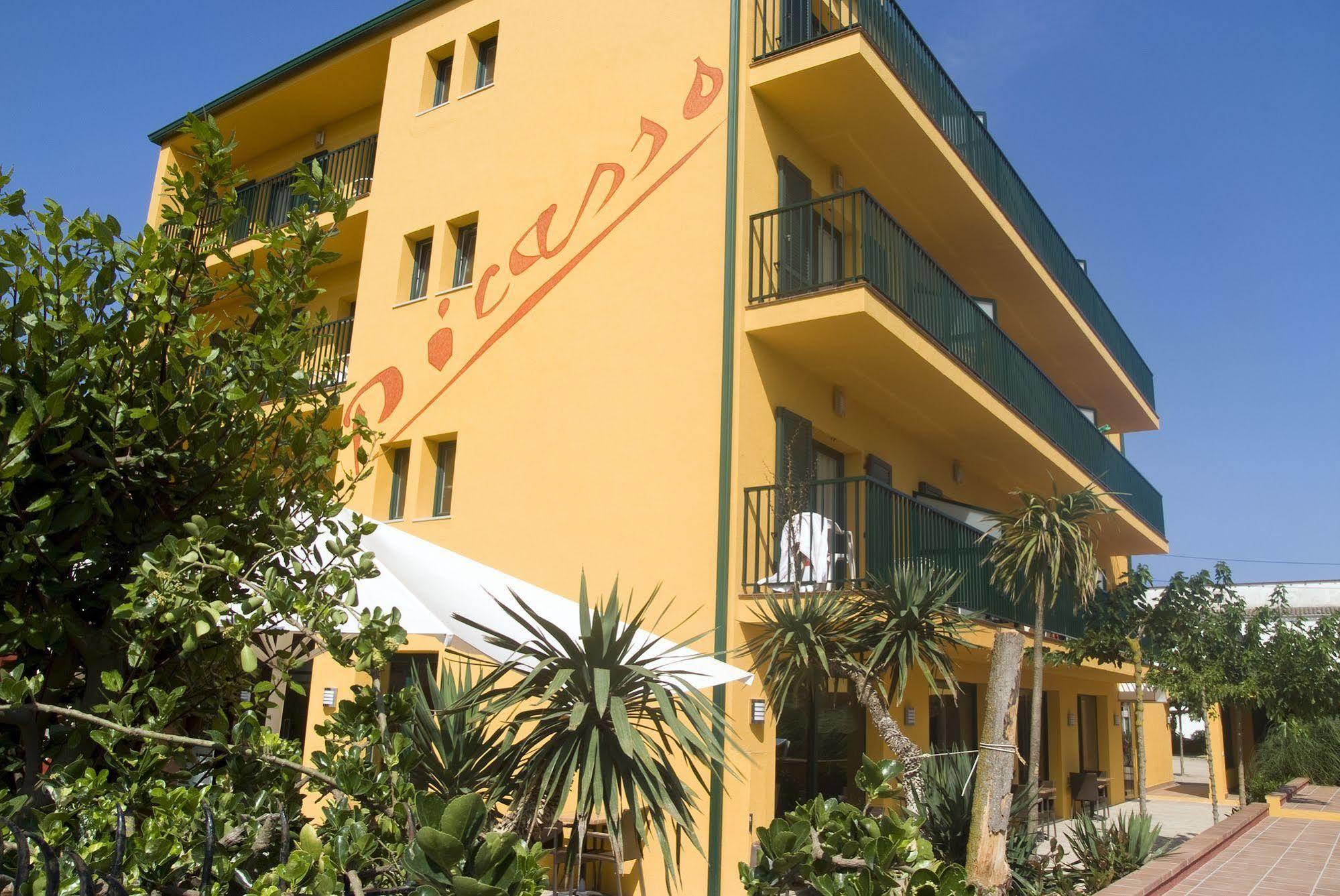 Hotel Picasso Torroella de Montgrí Exterior foto